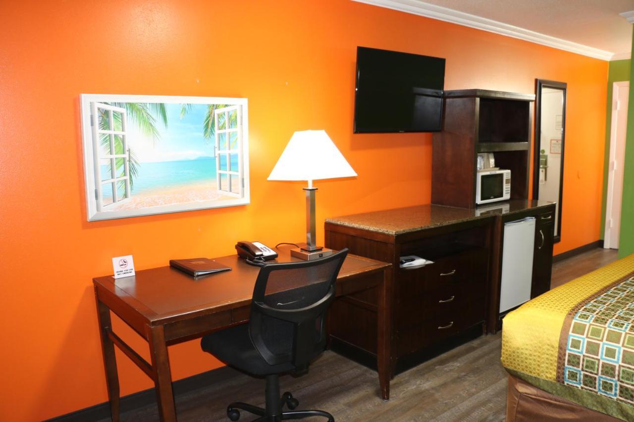 Amber Inn Le Mars ภายนอก รูปภาพ